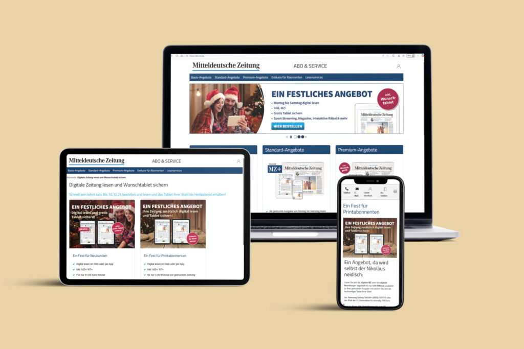 Darstellung des digitalen Weihnachtsangebots 2025 der Mitteldeutschen Zeitung auf Laptop, Tablet und Smartphone vor beigefarbenem Hintergrund