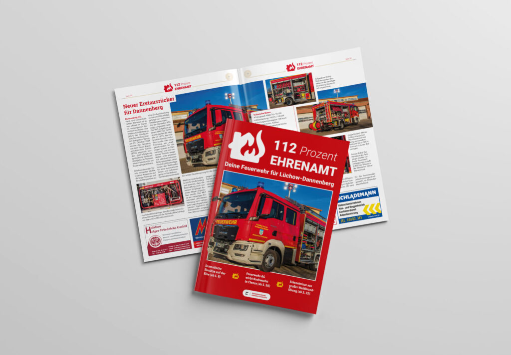 Sonderheft „112 Prozent Ehrenamt“ mit Titelcover und aufgeklapptem Innenteil des Feuerwehrmagazins