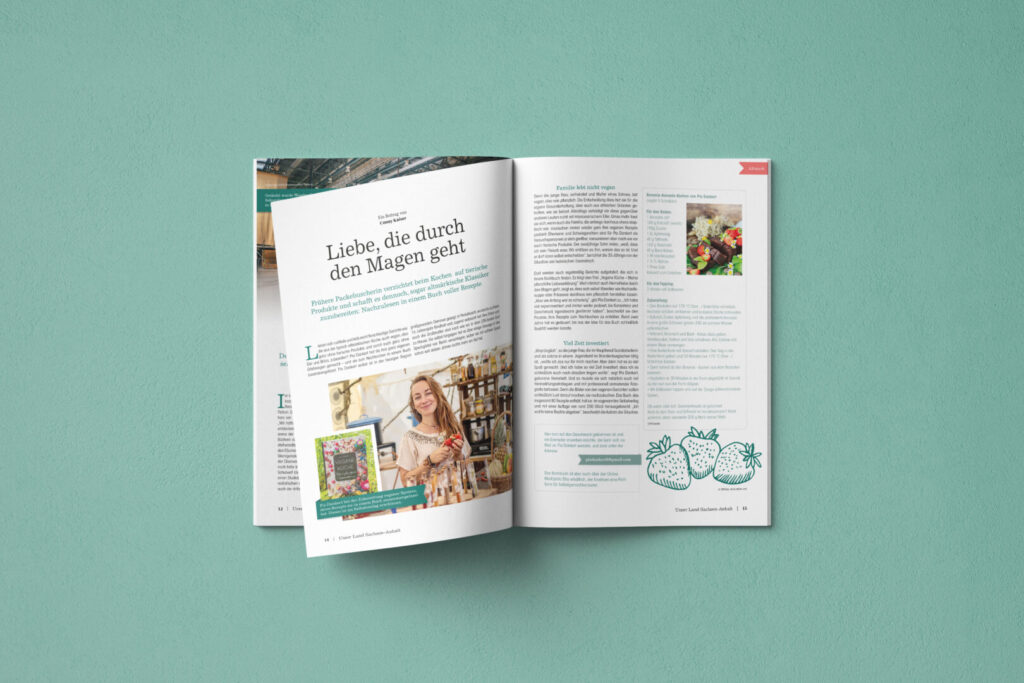 Aufgeschlagene Doppelseite aus dem Regionalmagazin „Unser Land Sachsen‑Anhalt“ mit Artikeln und Illustrationen